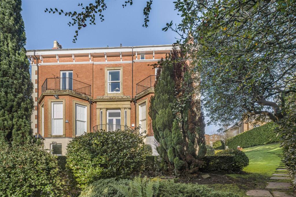 2 bedroom apartment for sale in Langham Mount, East Downs Road, Bowdon, WA14